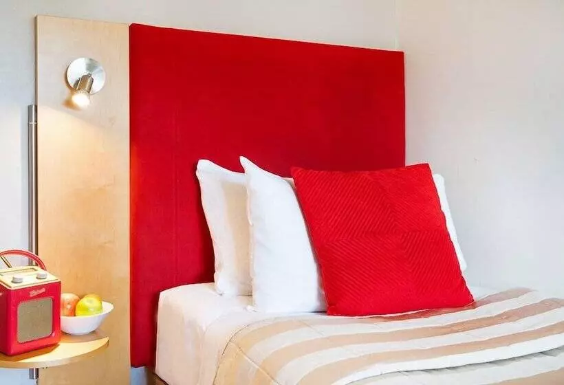 Standard Single Room, The Berkeley Square Hotel Bristol