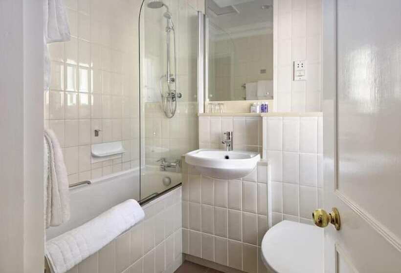 스탠다드 룸, The Berkeley Square Hotel Bristol