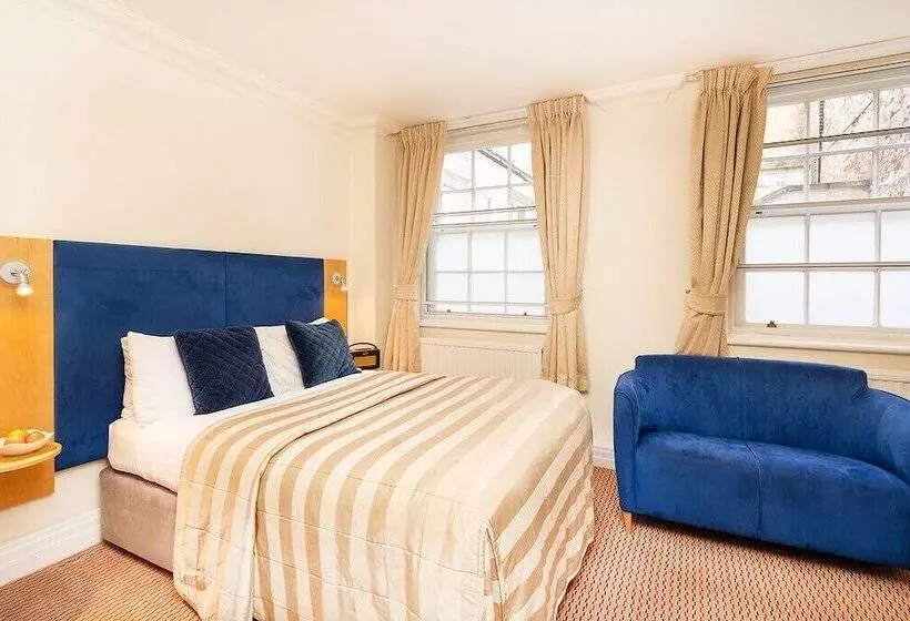 Standard Room, The Berkeley Square Hotel Bristol