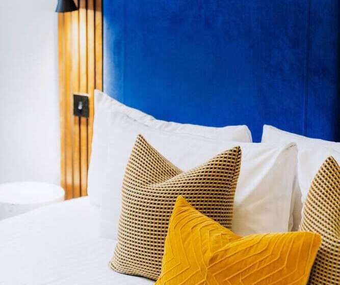 수피리어 룸, The Berkeley Square Hotel Bristol