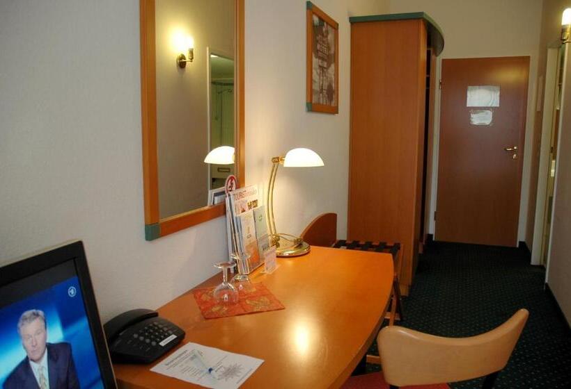 Номер Economy, Highway