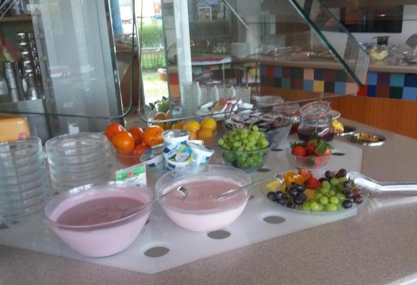 Номер Economy, Highway