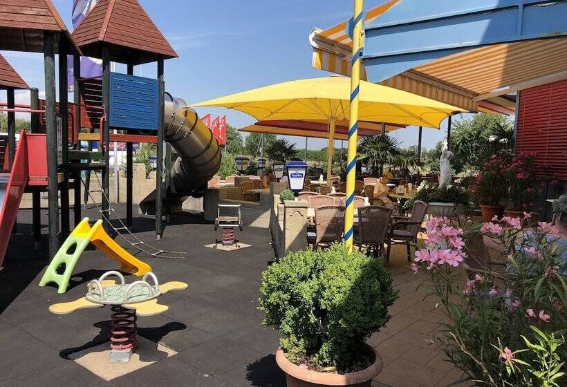 Номер Стандарт, Highway