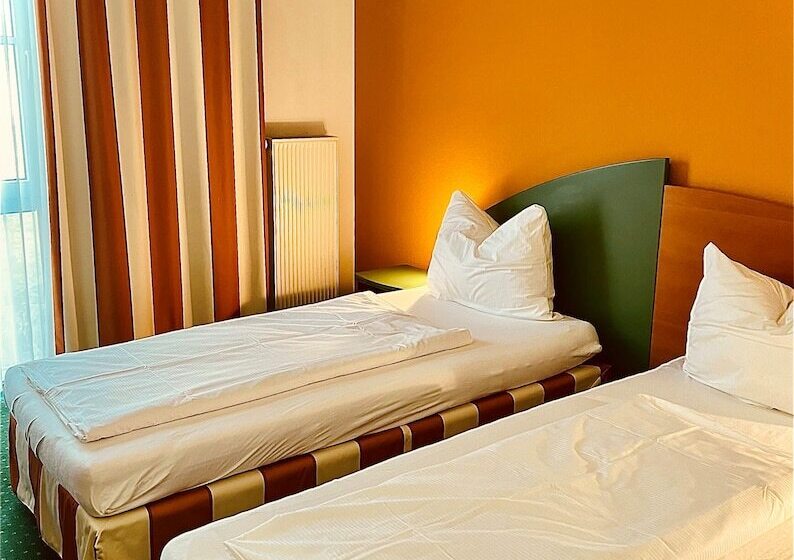 Номер Стандарт, Highway