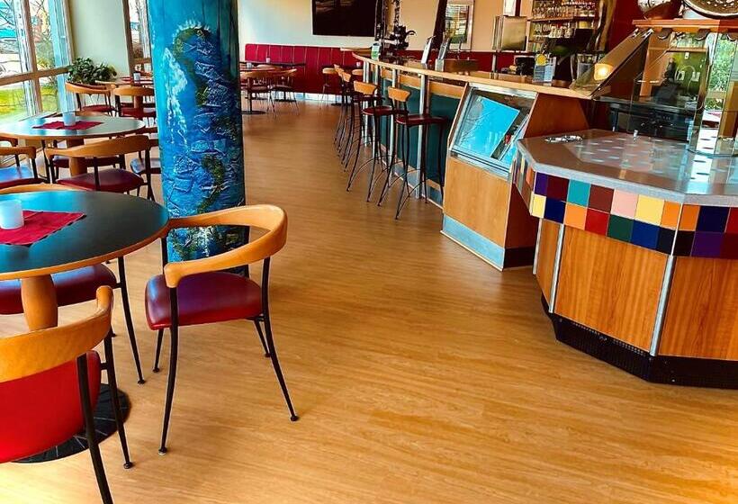 Номер Стандарт, Highway