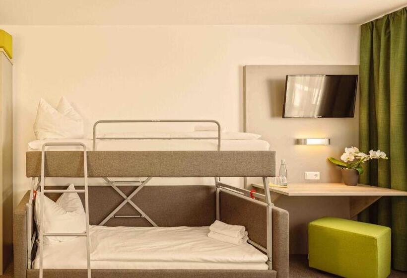 Номер Стандарт, Highway