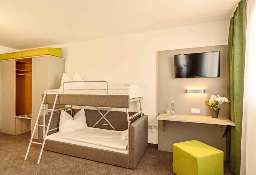 Номер Стандарт, Highway