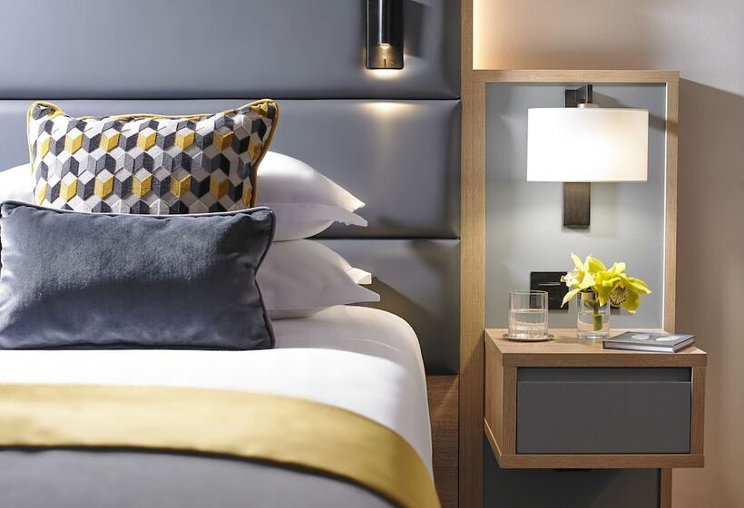 اتاق سوپریور, Mespil