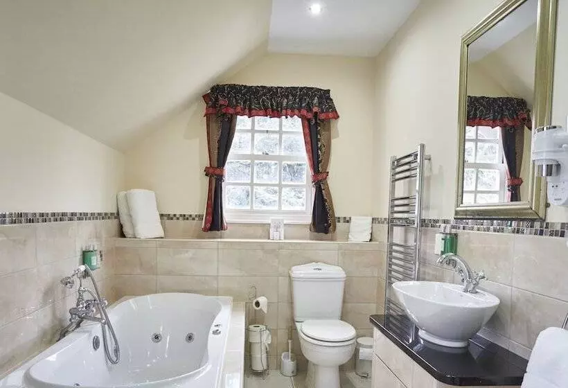 Deluxe Room, Hempstead House Hotel & Restaurant