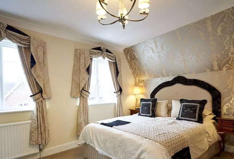 Superior Room, Hempstead House Hotel & Restaurant