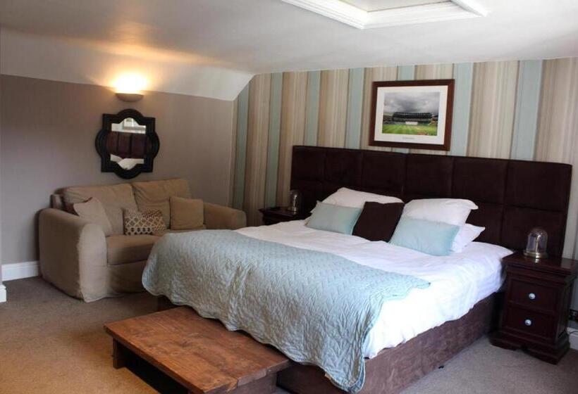 スイート, The Cricketers Arms