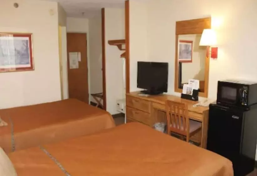 2ダブルベッドのスタンダードルーム, Travelodge By Wyndham Perry National Fairgrounds Area I 75