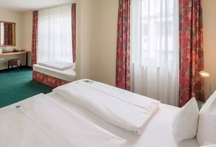 スタンダード４人部屋, Trip Inn Hotel Dasing Augsburg