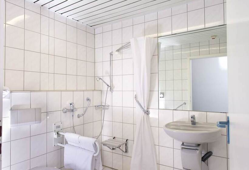 标准间, Good Morning + Bad Oldesloe