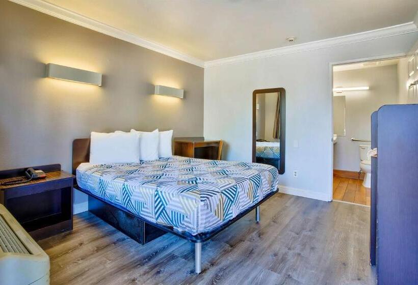 غرفة قياسية لذوى الاحتياجات الخاصة, Motel 6 Menifee, Ca