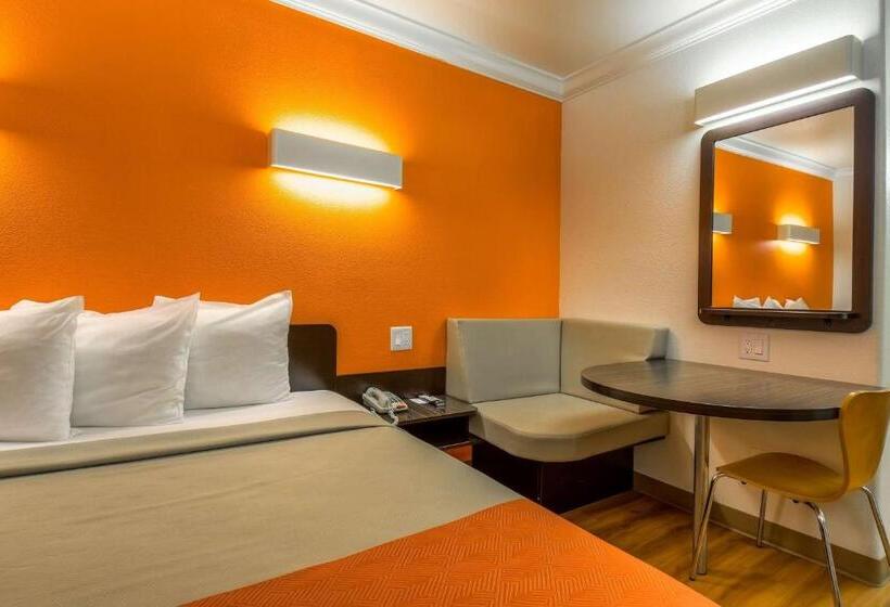 غرفة قياسية سرير كينج, Motel 6 Menifee, Ca