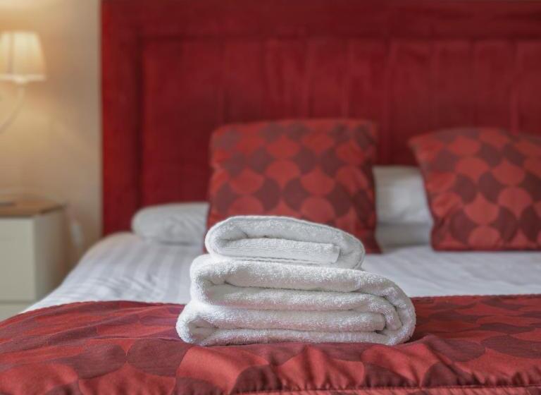 Номер Стандарт, The Castle Of Brecon Hotel, Brecon, Powys