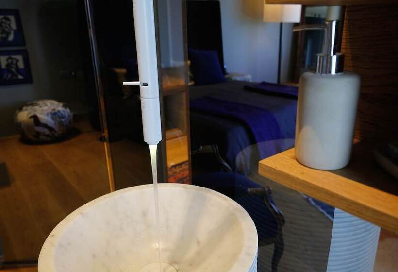 Deluxe Suite Sea View, Boutique Hotel Valsabbion