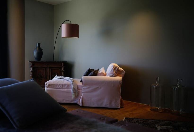 Deluxe Suite Sea View, Boutique Hotel Valsabbion