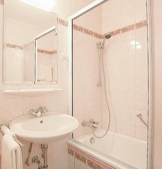 اتاق استاندارد یک نفره, An Der Wien