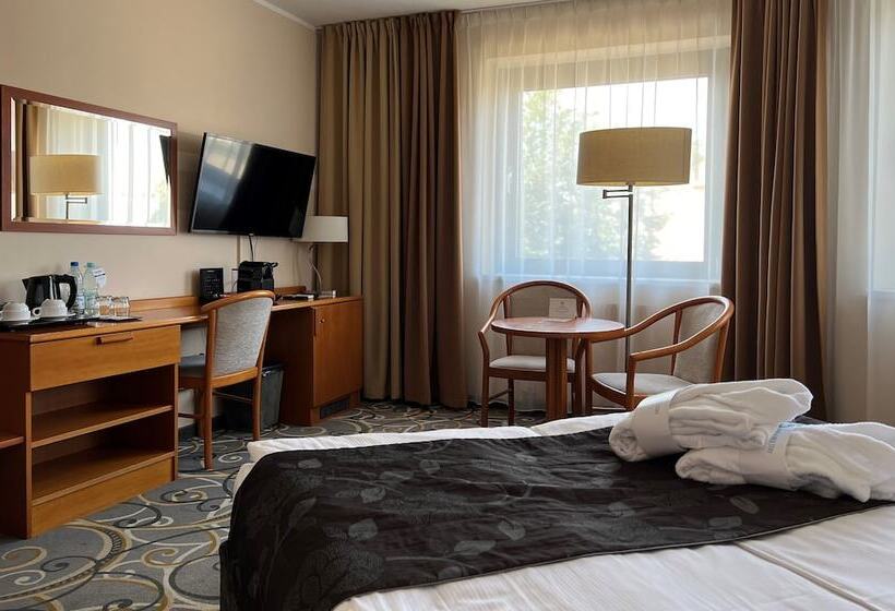 اتاق لوکس, City