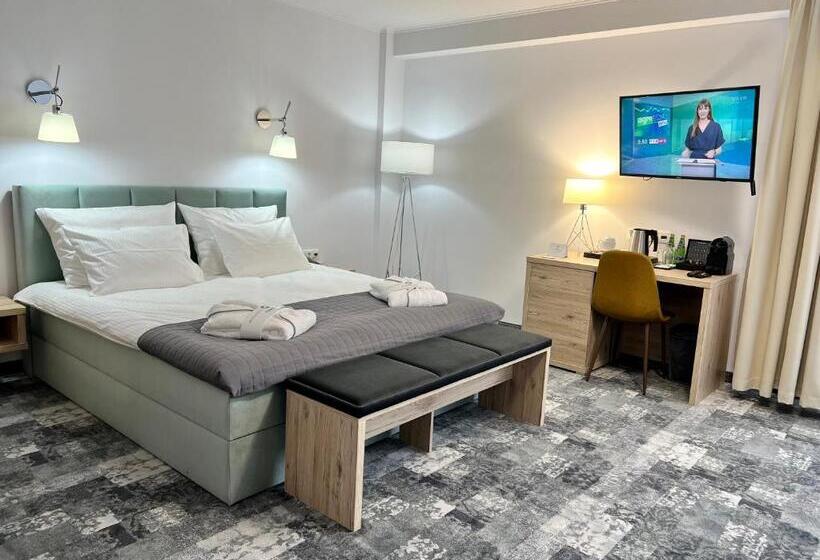 استودیو استاندارد با تخت کینگ, City