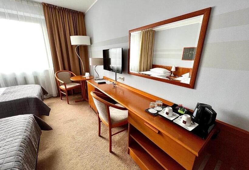 اتاق استاندارد, City