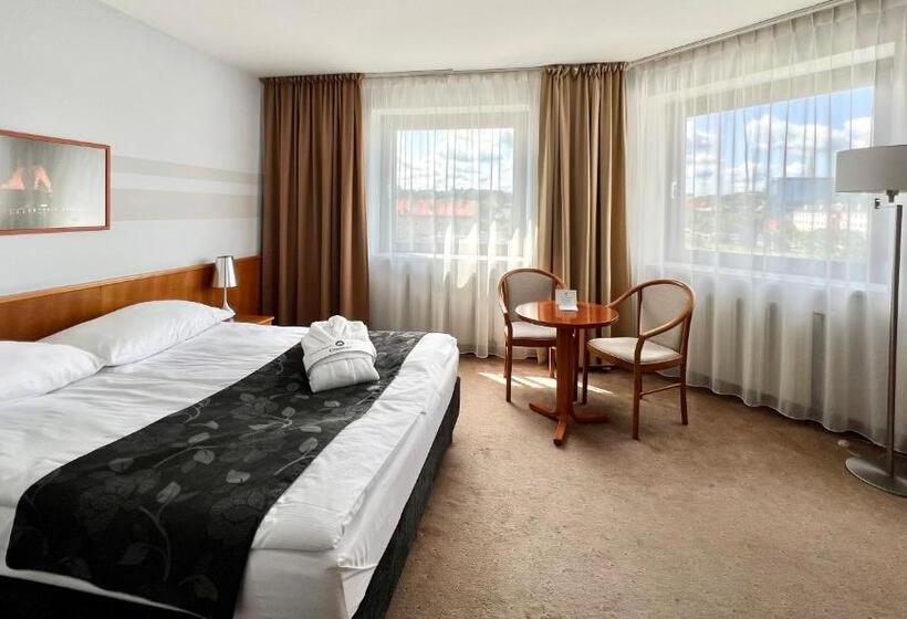 اتاق لوکس, City