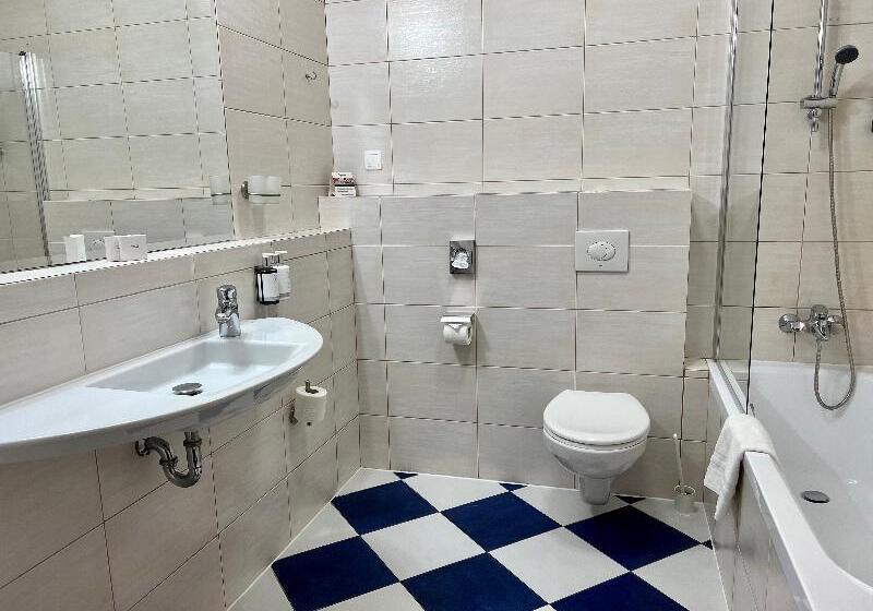 استودیو استاندارد با تخت کینگ, City