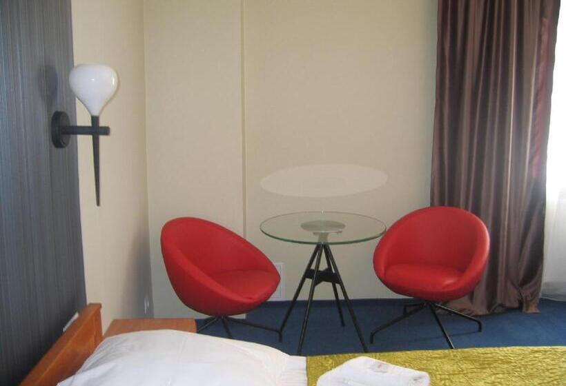 豪华房间, Dom Marynarza