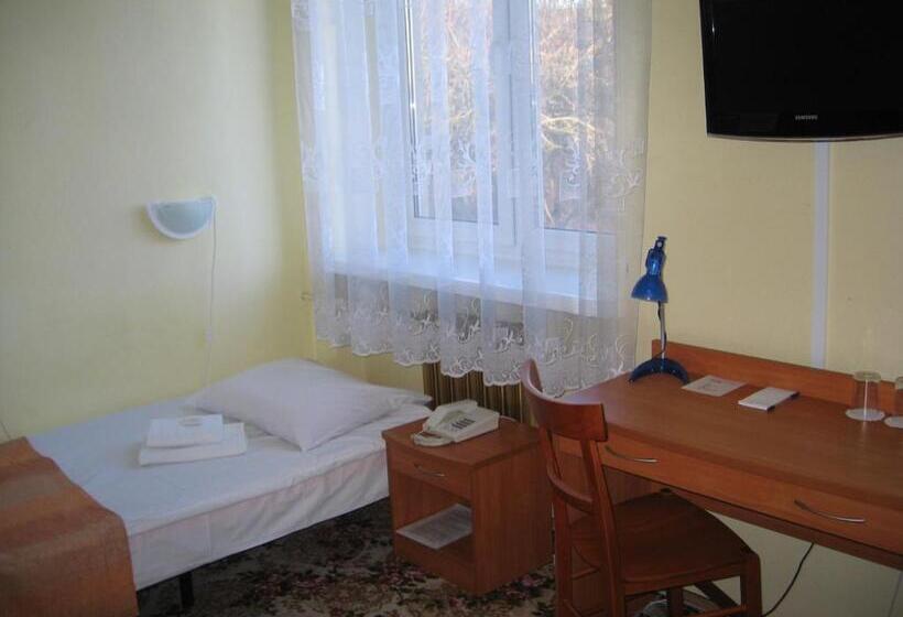 标准单人间, Dom Marynarza