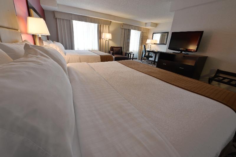 Standard Szoba King Size Bed, Holiday Inn Montreal Centre Ville Downtown, An Ihg