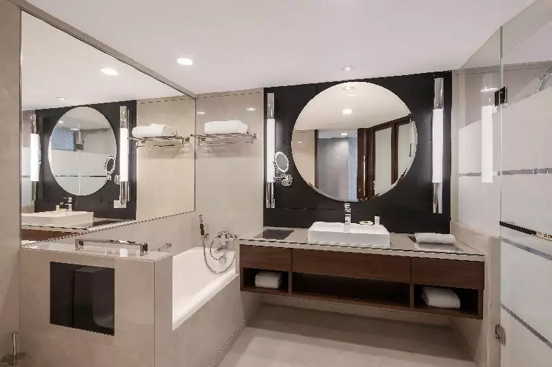 اتاق کلاسیک با تخت دونفره, Intercontinental Shanghai Pudong, An Ihg
