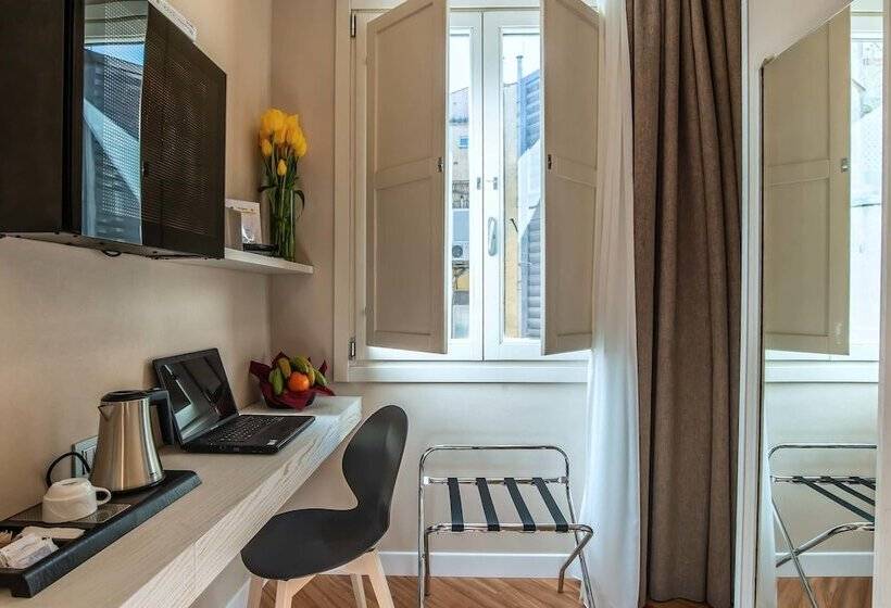 חדר סטנדרט יחיד, Memphis