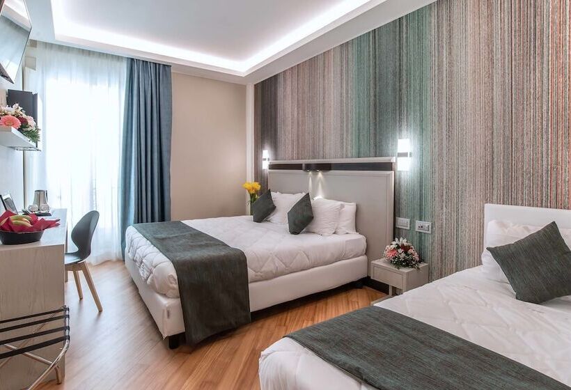 חדר סטנדרט לשלושה, Memphis