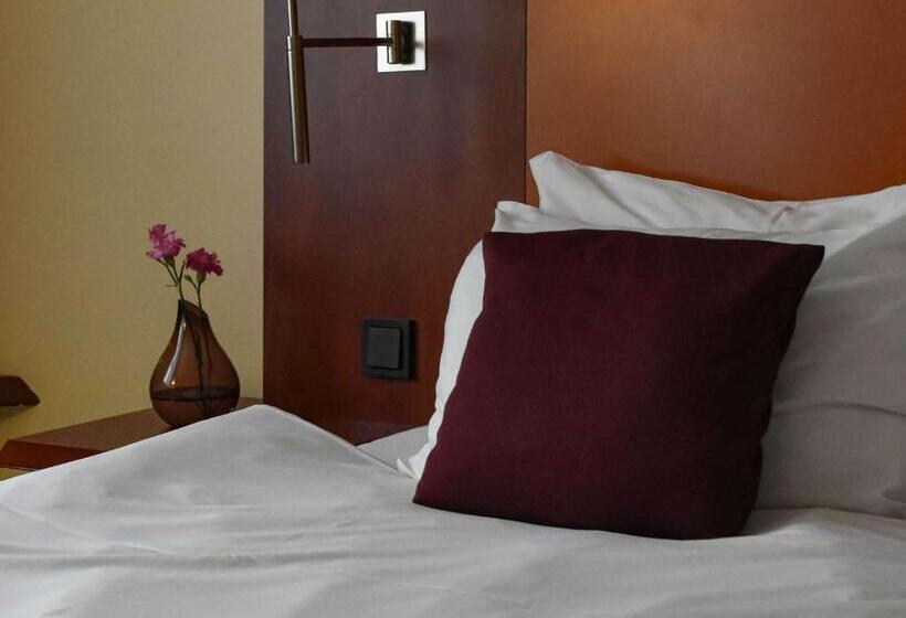 חדר סטנדרט, Mercure Opole