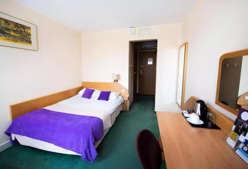 Standard Yhden Hengen Huone, Mercure Opole