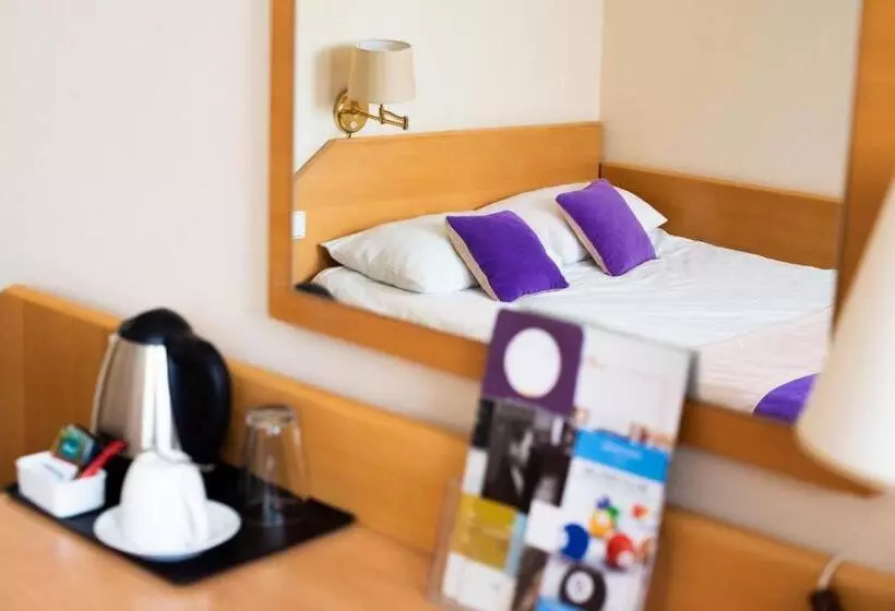 Standard Yhden Hengen Huone, Mercure Opole