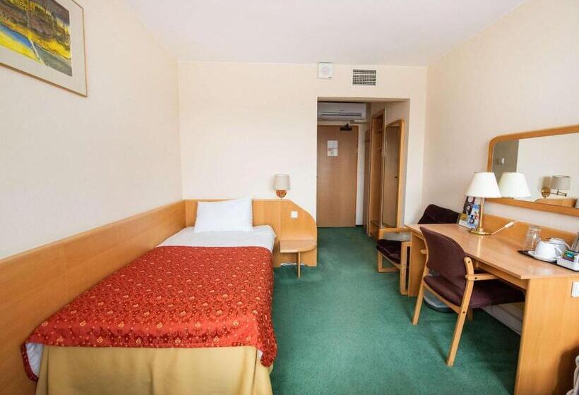 חדר סטנדרט יחיד, Mercure Opole