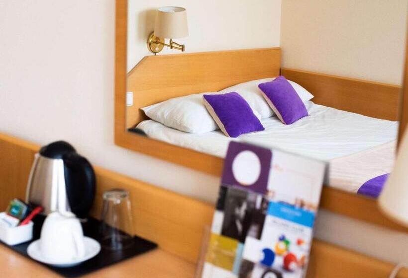 חדר סטנדרט יחיד, Mercure Opole