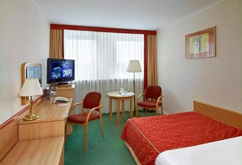 Standard Yhden Hengen Huone, Mercure Opole
