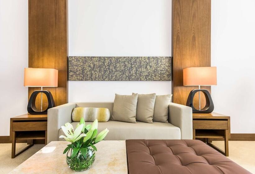 غرفة بريميوم, NH Collection Bogotá Royal Teleport