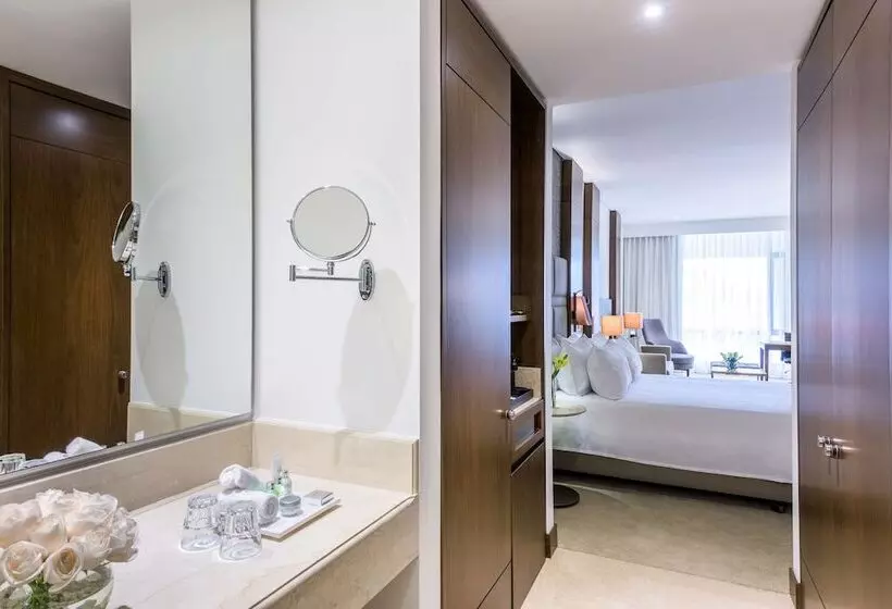 Premium room with terrace, NH Collection Bogotá Royal Teleport