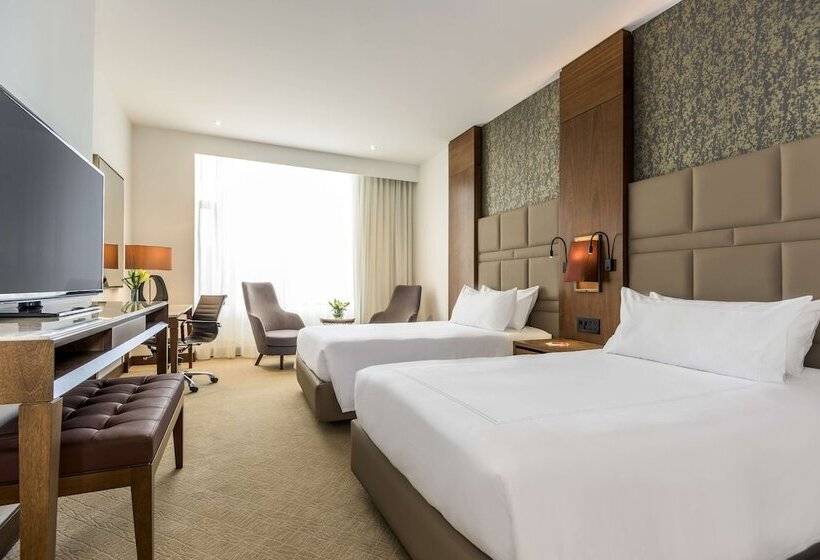 غرفة عائلية, NH Collection Bogotá Royal Teleport