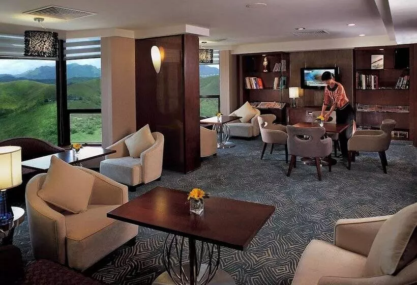 اتاق کلاب, Shangri La Shenzhen   Nearby Luohu Border, Outdoor Swimming Pool