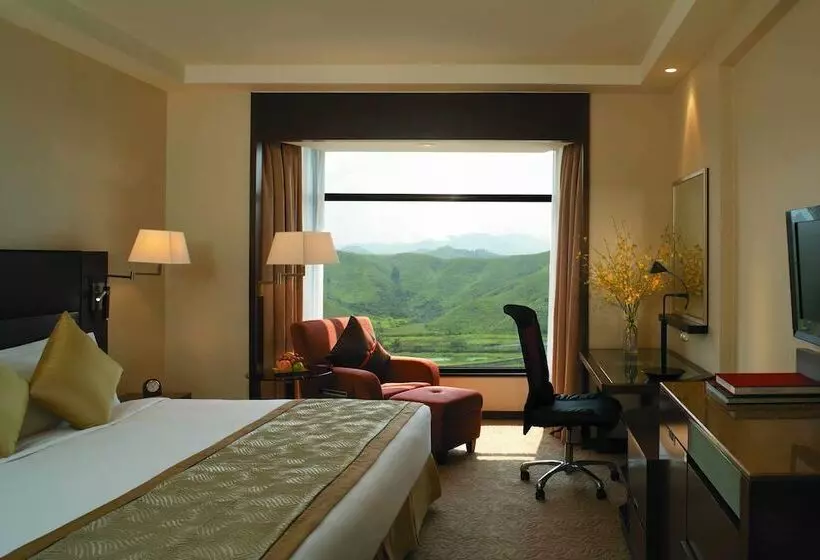 اتاق کلاب, Shangri La Shenzhen   Nearby Luohu Border, Outdoor Swimming Pool