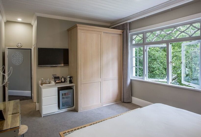 اتاق استاندارد, Summerwood Guesthouse