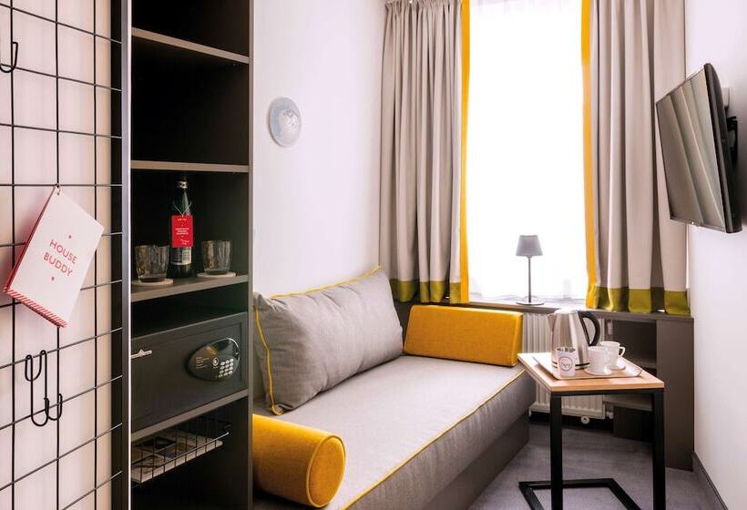 応接間付きスタンダードルーム, Vienna House Easy By Wyndham Cracow