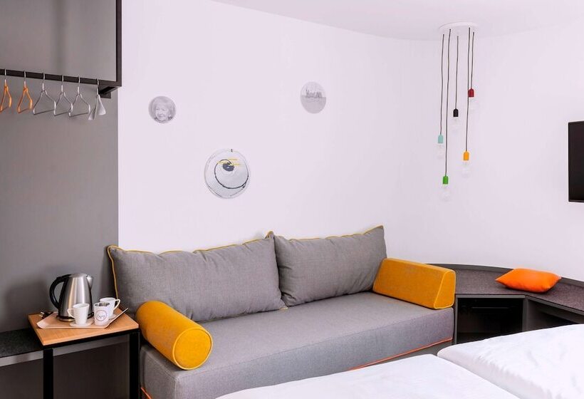 応接間付きスタンダードルーム, Vienna House Easy By Wyndham Cracow