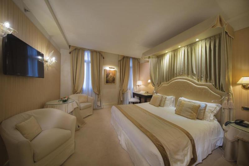 Номер Стандарт, Vienna House Easy By Wyndham Cracow